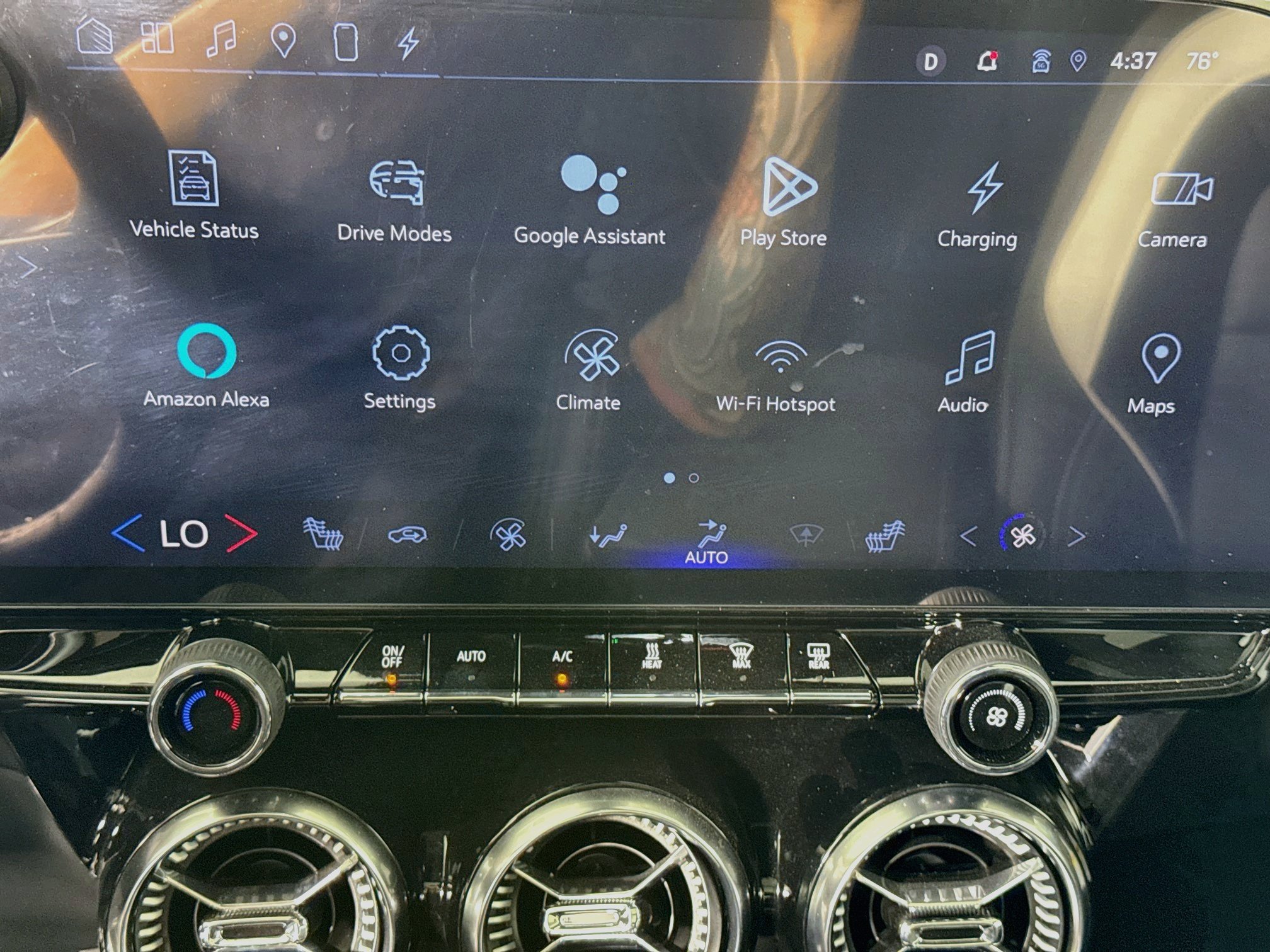 New 2024 Chevrolet Blazer EV LT AWD/4WD image 17