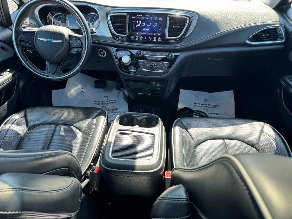 Used 2020 Chrysler Pacifica Limited w/ Advanced Safetytec Group FWD image 12