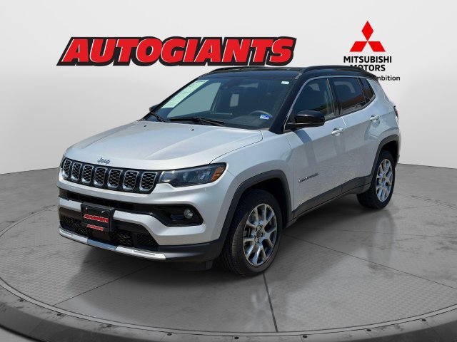 Used 2025 Jeep Compass Limited AWD/4WD image 7
