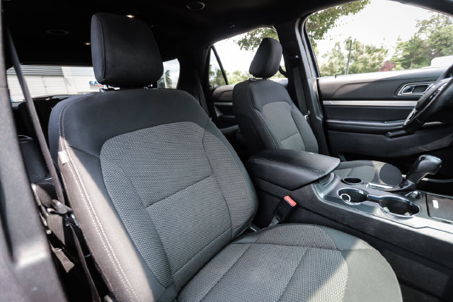 Used 2019 Ford Explorer XLT w/ Equipment Group 201A FWD image 31