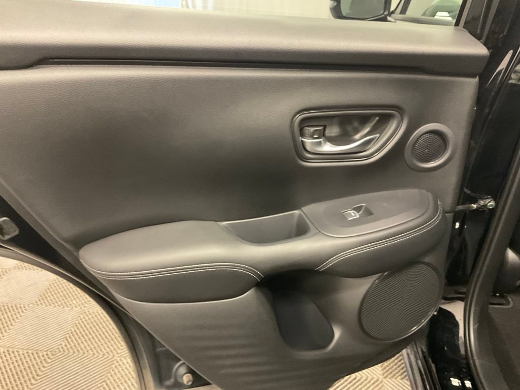 Used 2024 Honda HR-V EX-L image 30