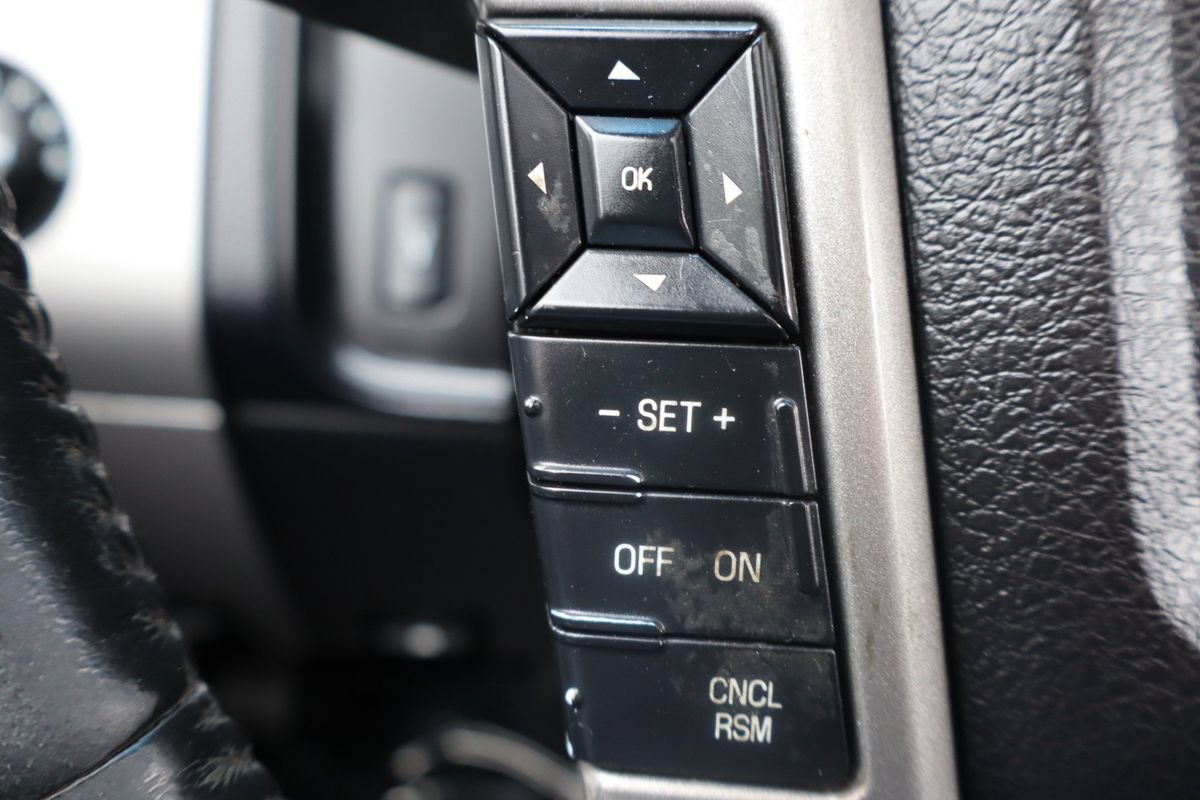 Used 2017 Ford Expedition EL Limited AWD/4WD image 32