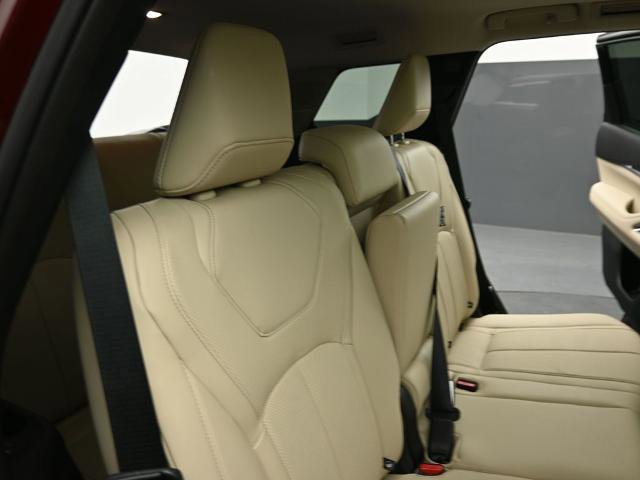 Certified 2025 INFINITI QX60 Luxe image 28