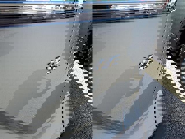 Used 2023 Toyota Corolla Cross LE image 20