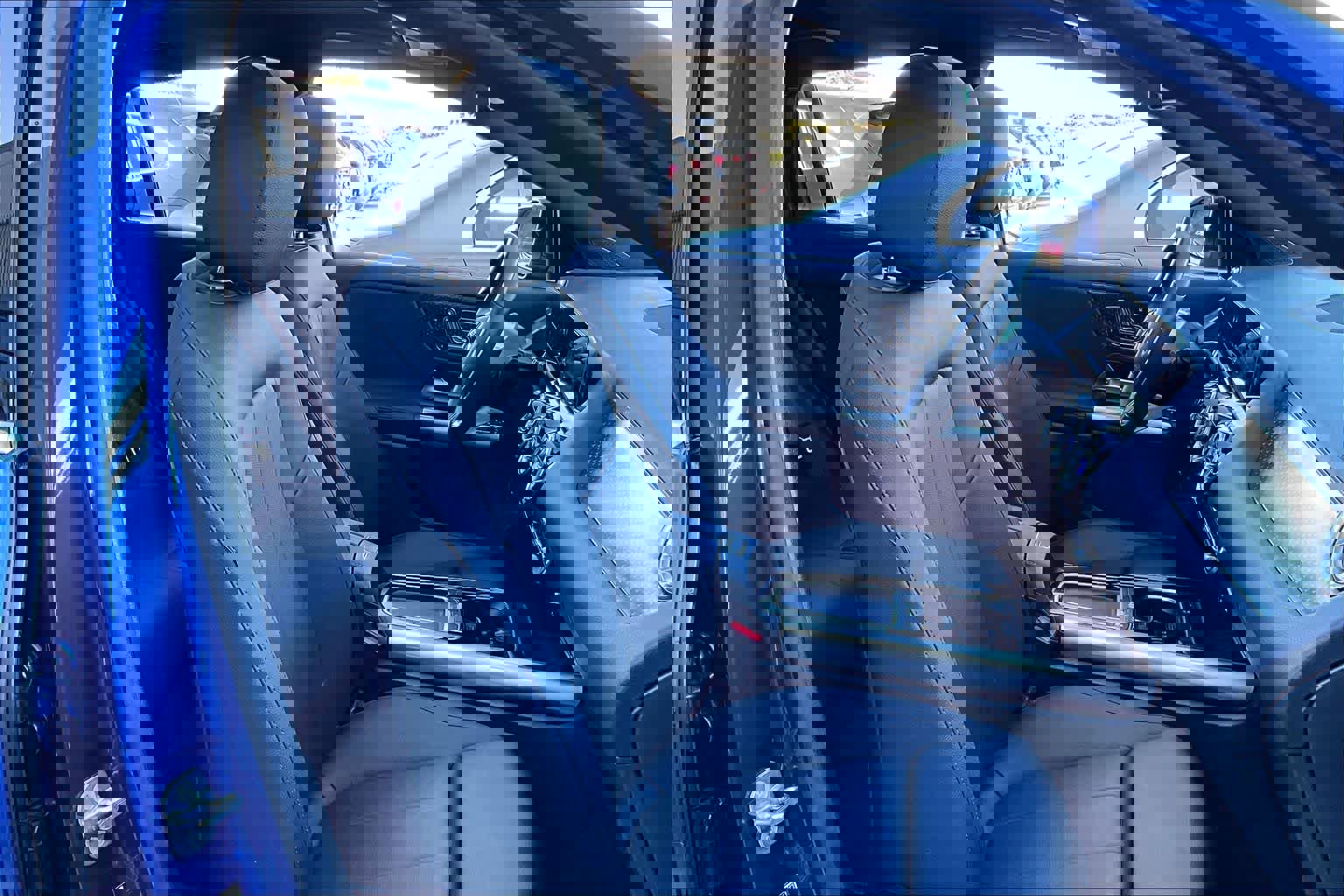 Used 2025 Mercedes-Benz GLA 250 image 8