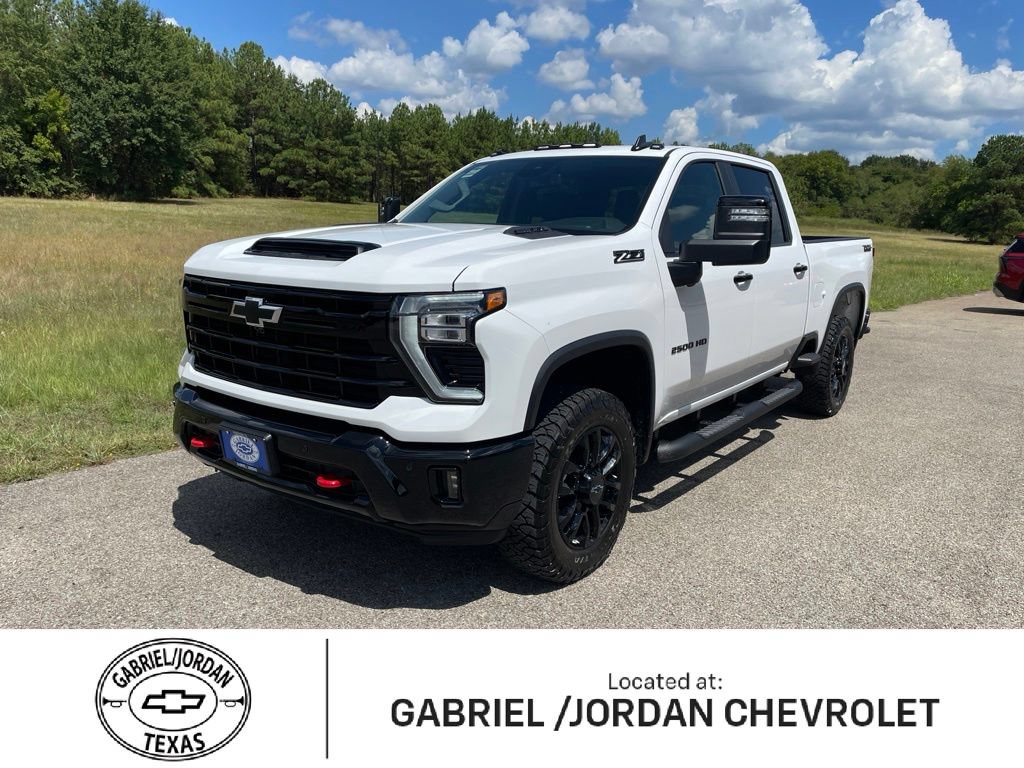 Used 2026 Chevrolet Silverado 2500 LT w/ Trail Boss Package AWD/4WD image 1