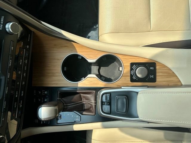 Used 2018 Lexus RX 350L AWD image 21