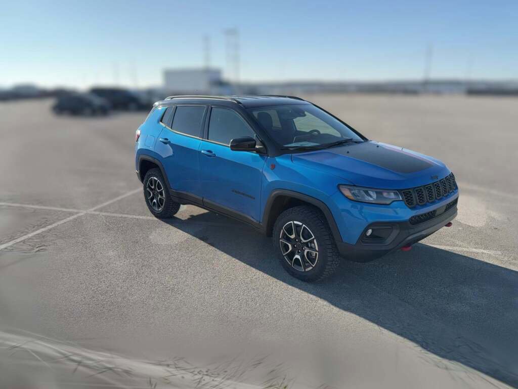 New 2026 Jeep Compass Trailhawk image 16