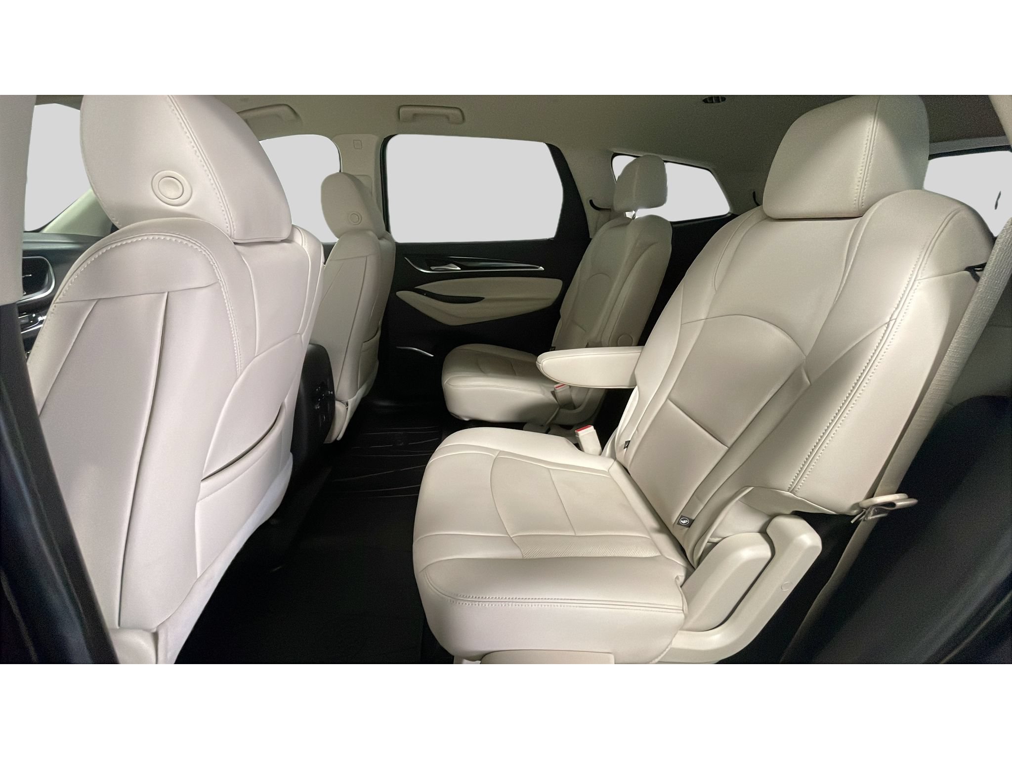 Used 2022 Buick Enclave Essence w/ Sport Touring Edition AWD/4WD image 16