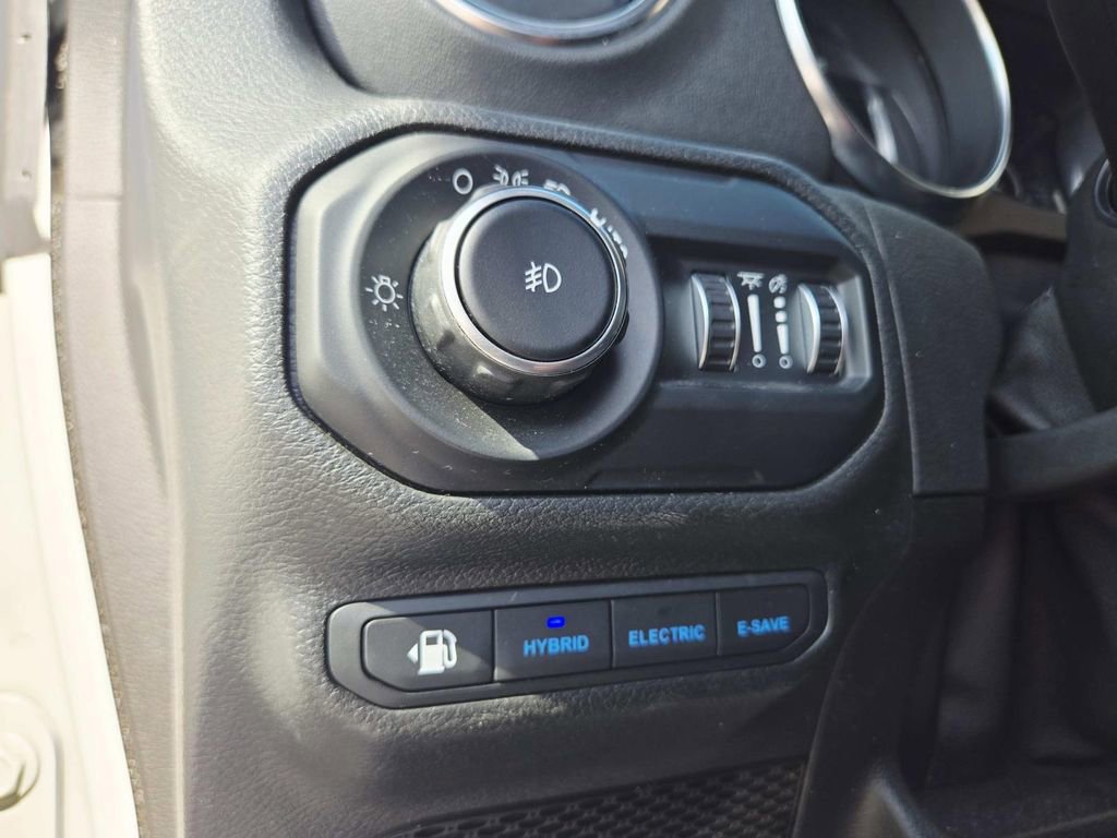 Used 2021 Jeep Wrangler Unlimited Rubicon 4xe w/ Steel Bumper Group image 41