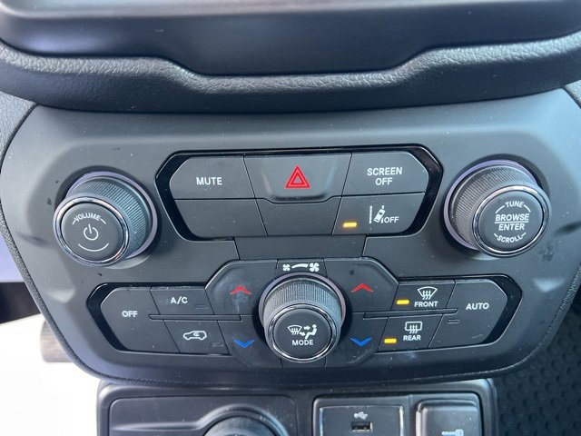 Used 2022 Jeep Renegade Trailhawk image 25