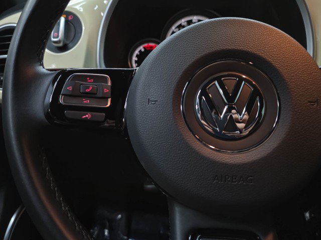 Used 2019 Volkswagen Beetle 2.0T Final Edition SEL FWD image 19