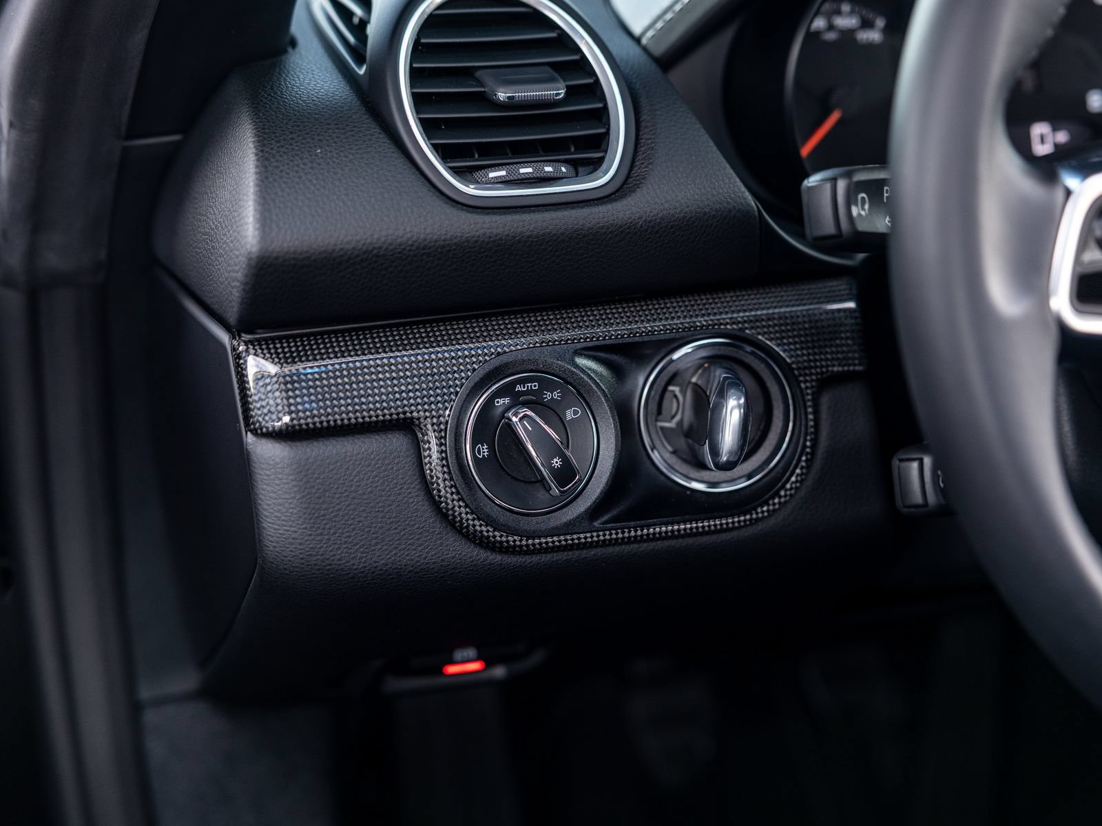 Certified 2024 Porsche 718 Boxster RWD image 44