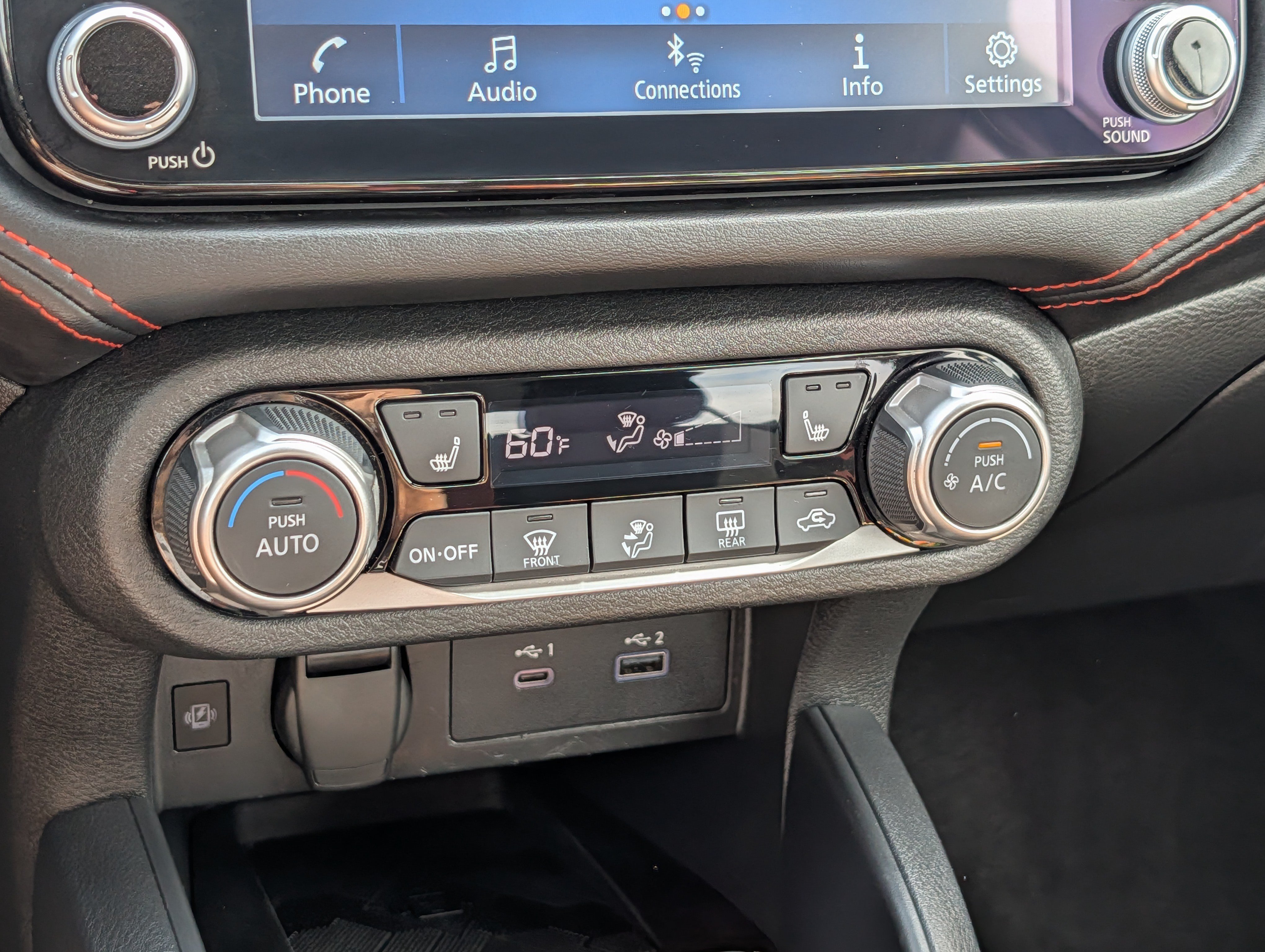 Used 2024 Nissan Versa SR FWD image 23