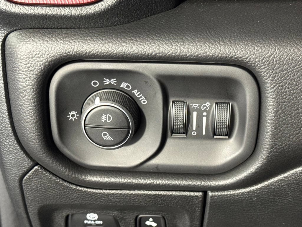 New 2027 RAM 1500 Rebel w/ Rebel Level 1 Equipment Group AWD/4WD image 19