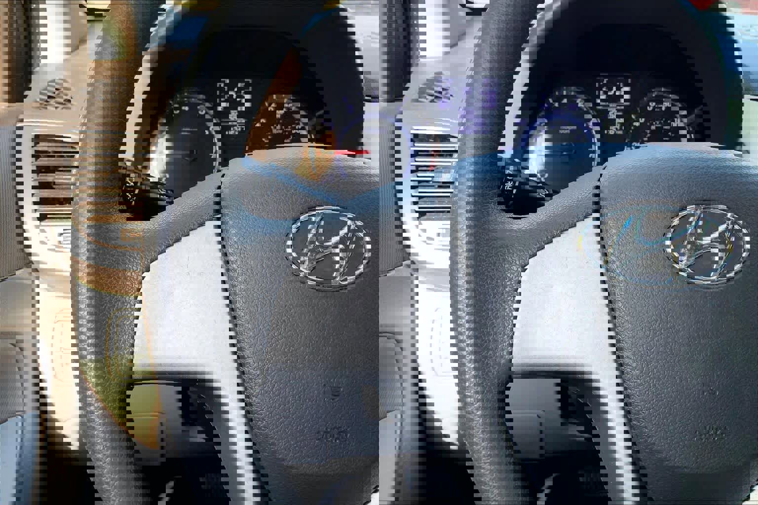 Used 2017 Hyundai Accent SE image 24