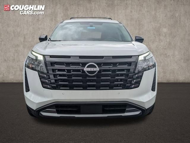 New 2026 Nissan Pathfinder SL image 2