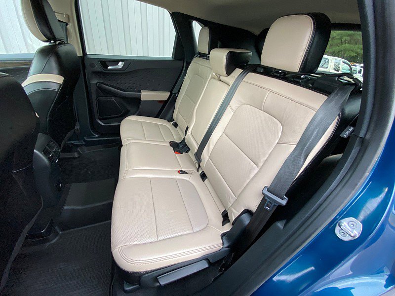 Certified 2020 Ford Escape Titanium w/ Titanium Premium Package 2.0 image 31