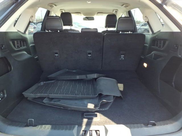 Used 2023 Ford Edge SEL w/ Convenience Package image 29