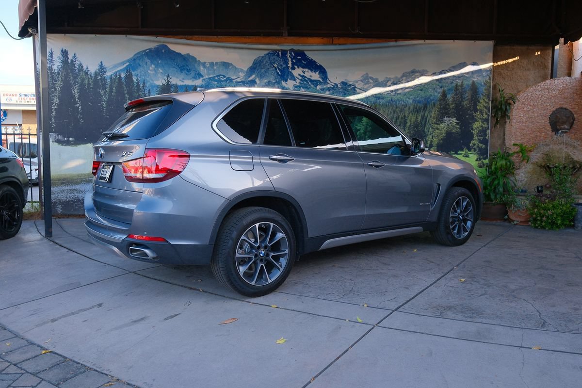 Used 2018 BMW X5 sDrive35i RWD image 5