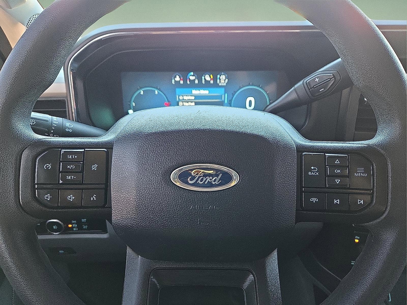 Used 2023 Ford F250 XLT w/ Black Appearance Package image 24