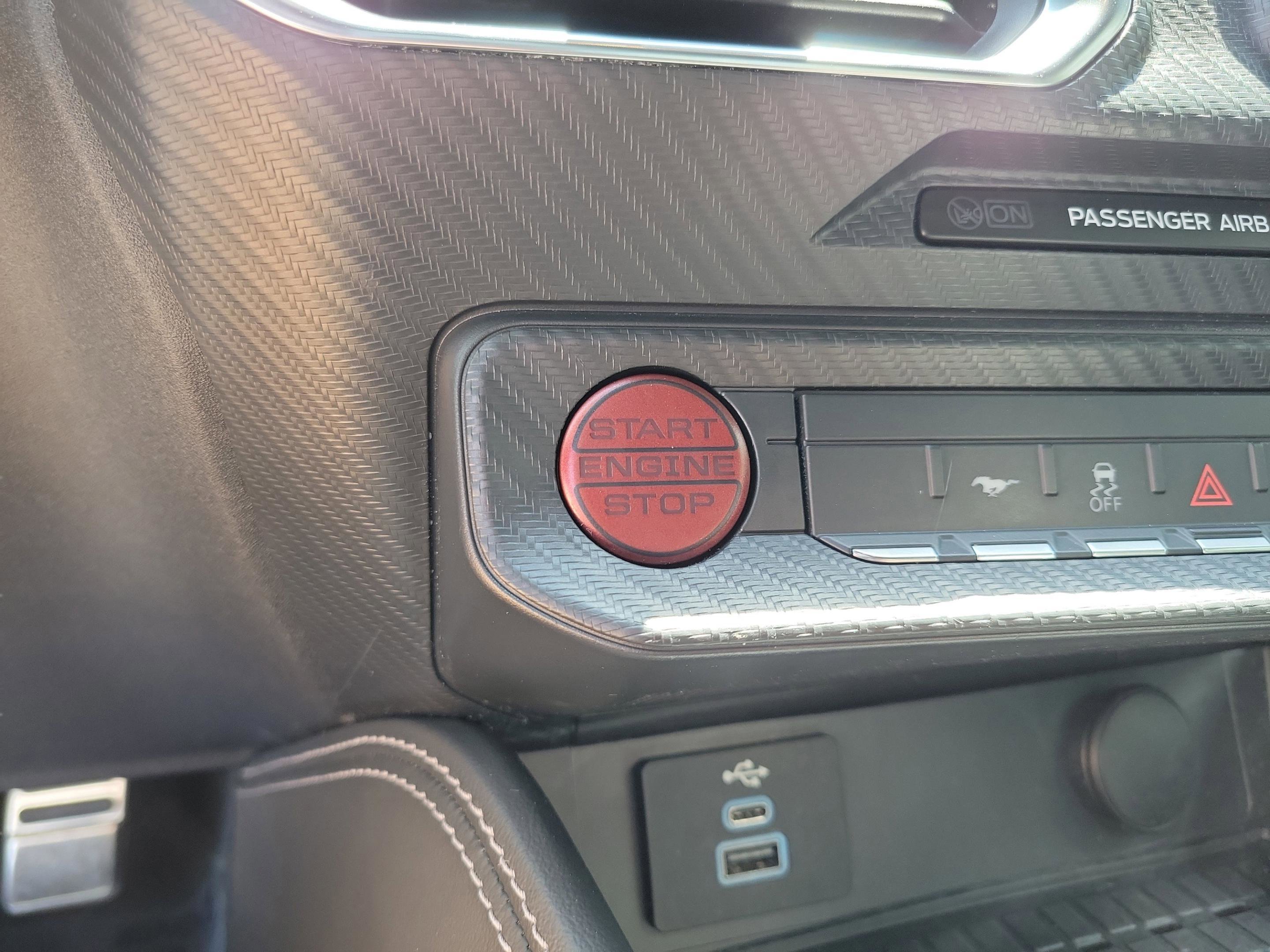 Used 2024 Ford Mustang GT Premium image 14