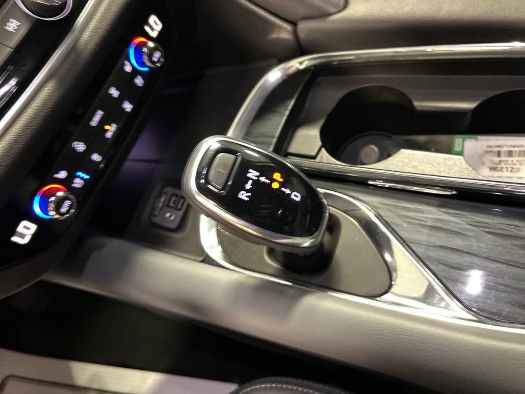 Used 2020 Buick Enclave Premium w/ Surround and Sites Package FWD image 18