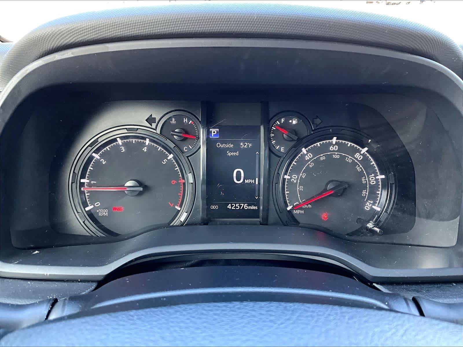 Used 2024 Toyota 4Runner SR5 Premium AWD/4WD image 43