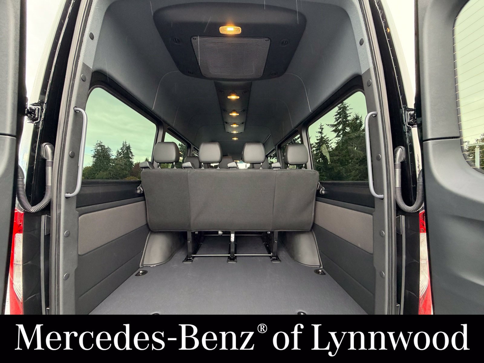 New 2026 Mercedes-Benz Sprinter 2500 image 11