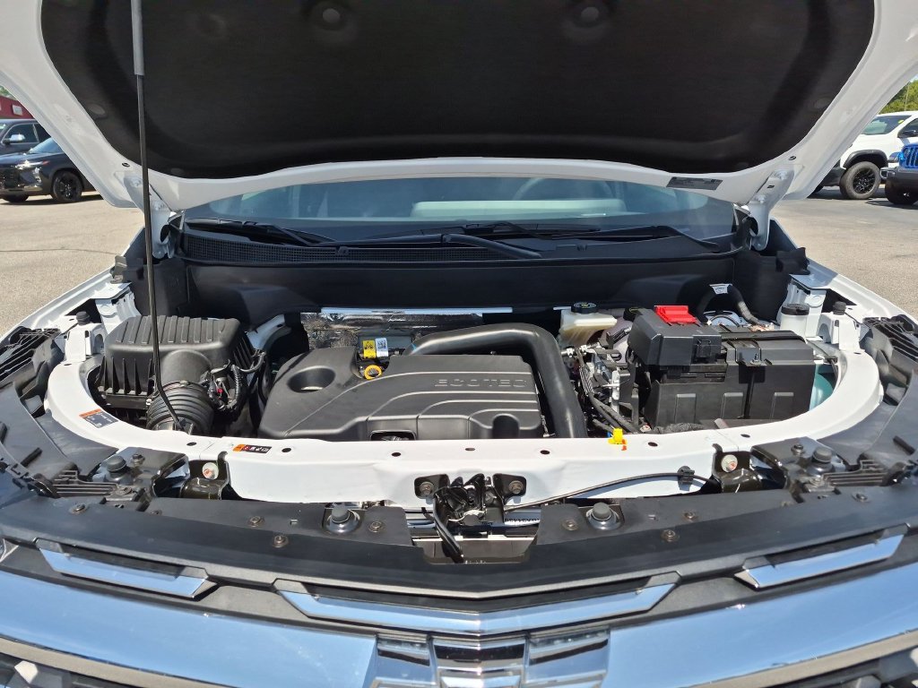 New 2027 Chevrolet Equinox LT w/ Safety and Technology Package FWD image 39