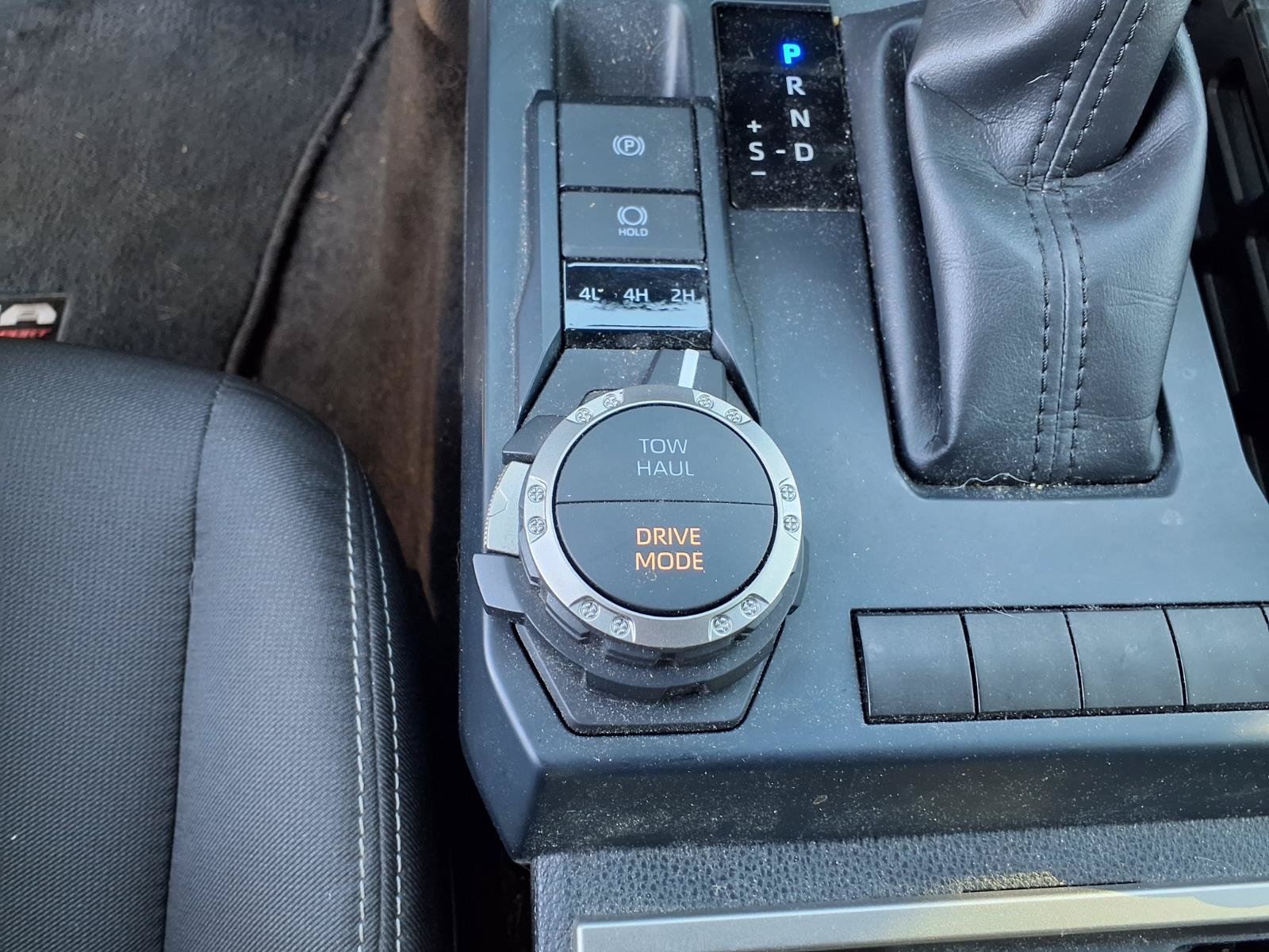 Used 2025 Toyota Tacoma TRD Sport AWD/4WD image 17