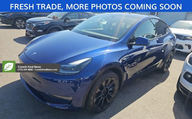 Used 2024 Tesla Model Y Long Range AWD/4WD image 3
