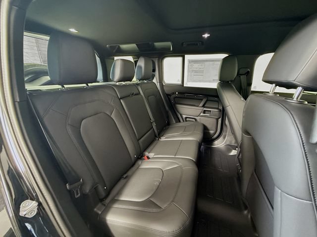 Used 2025 Land Rover Defender 110 S AWD/4WD image 29