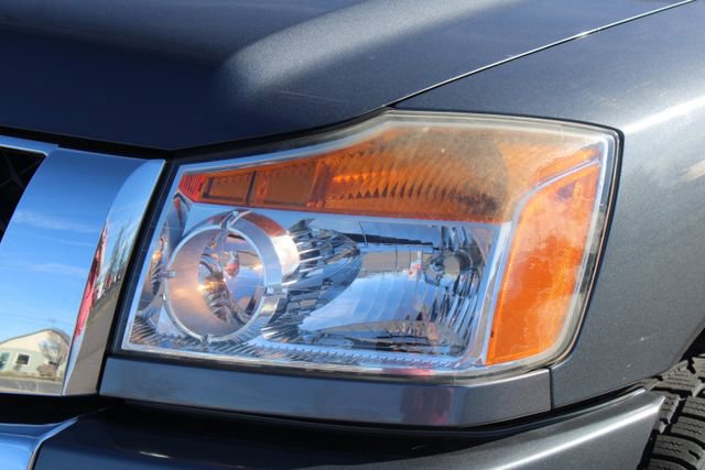 Used 2014 Nissan Titan SV image 11