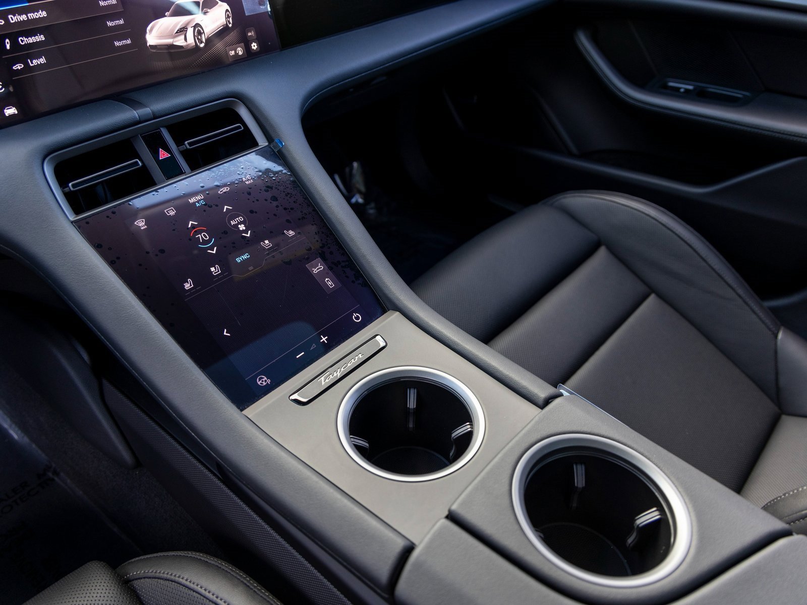 New 2025 Porsche Taycan image 36