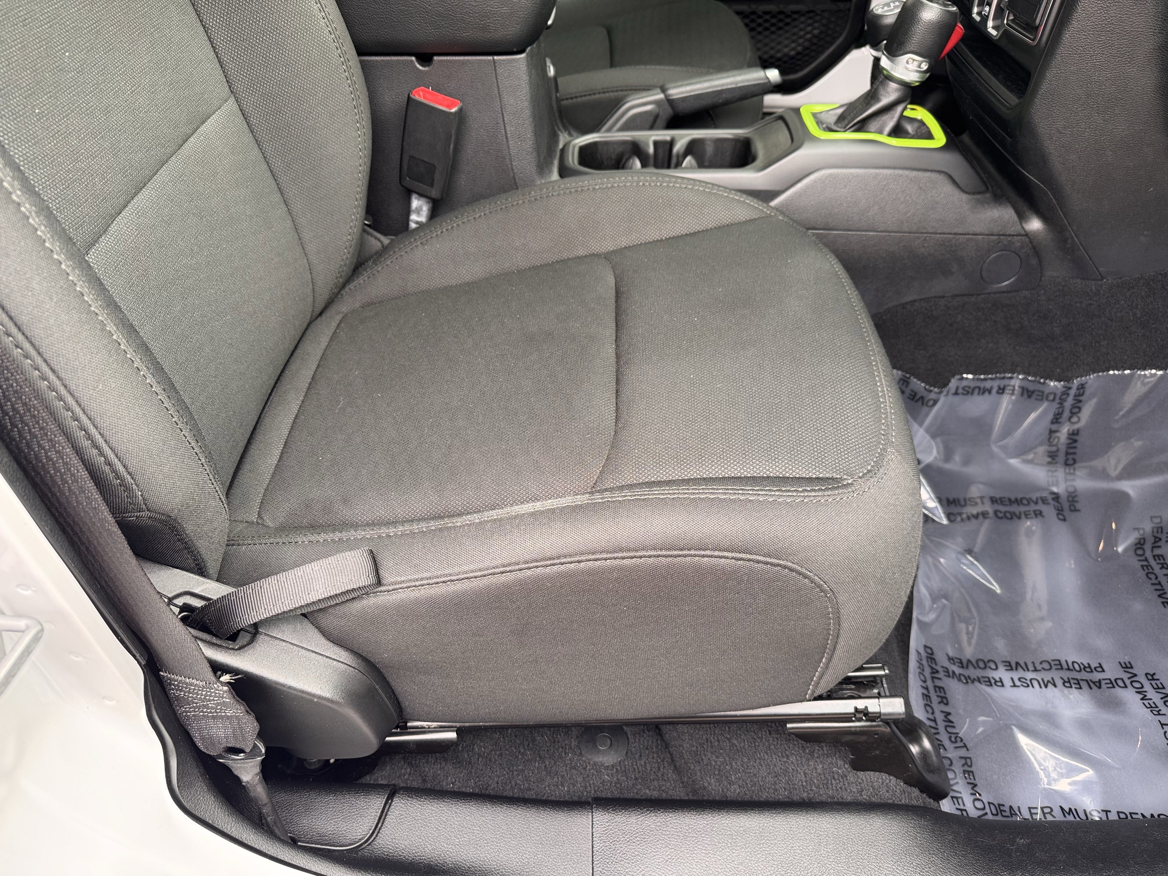 Used 2018 Jeep Wrangler Unlimited Sport S image 25