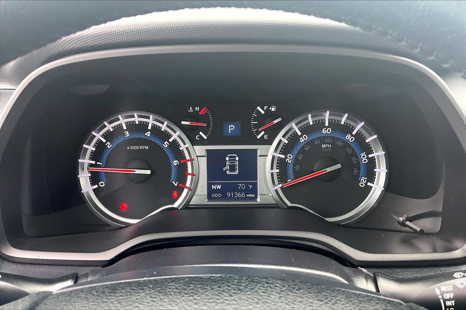 Used 2018 Toyota 4Runner Limited AWD/4WD image 25