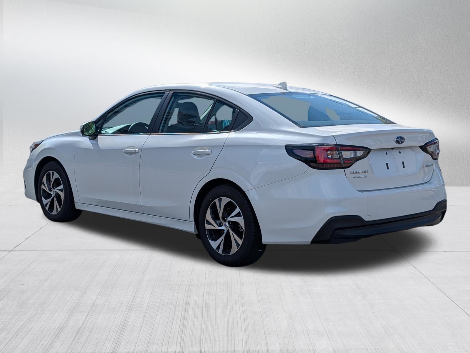 Used 2025 Subaru Legacy Premium AWD/4WD image 5