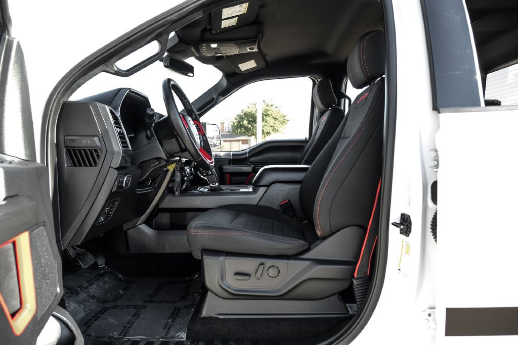 Used 2019 Ford F150 XLT w/ Equipment Group 302A Luxury AWD/4WD image 3