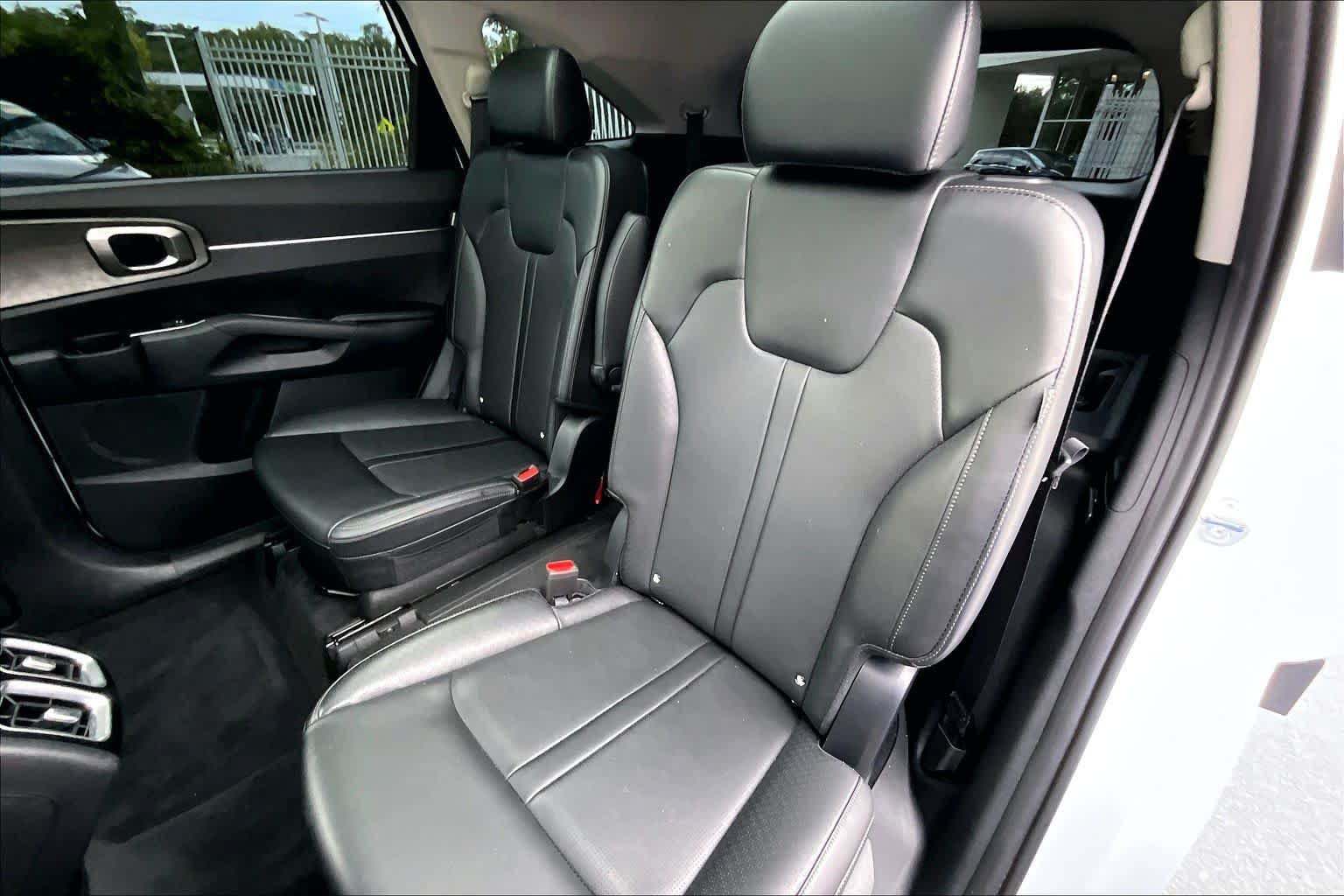 Used 2024 Kia Sorento X-Line EX AWD/4WD image 30