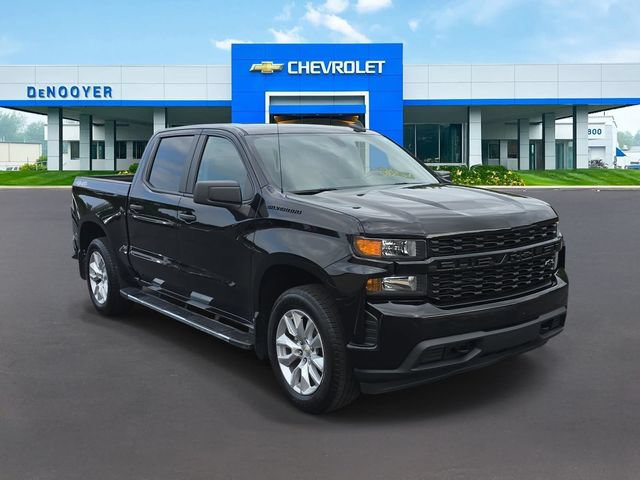 Used 2020 Chevrolet Silverado 1500 Custom w/ Custom Value Package AWD/4WD image 5