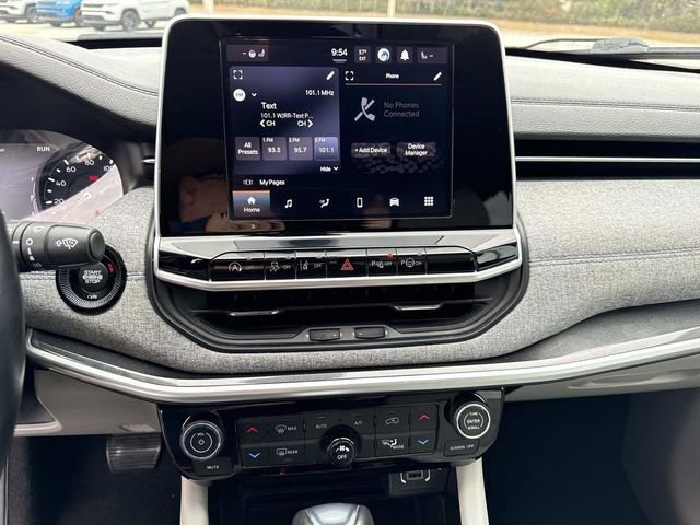 Used 2022 Jeep Compass Latitude w/ Sun and Sound Group image 23