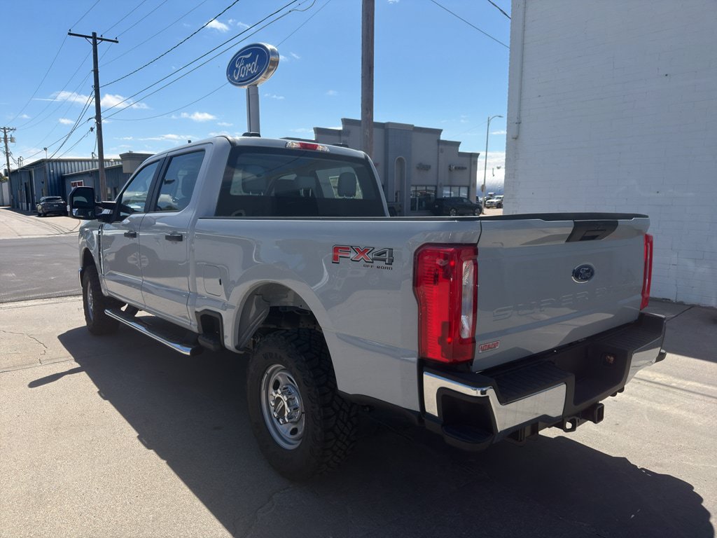 New 2026 Ford F250 XL w/ XL Off-Road Package AWD/4WD image 11