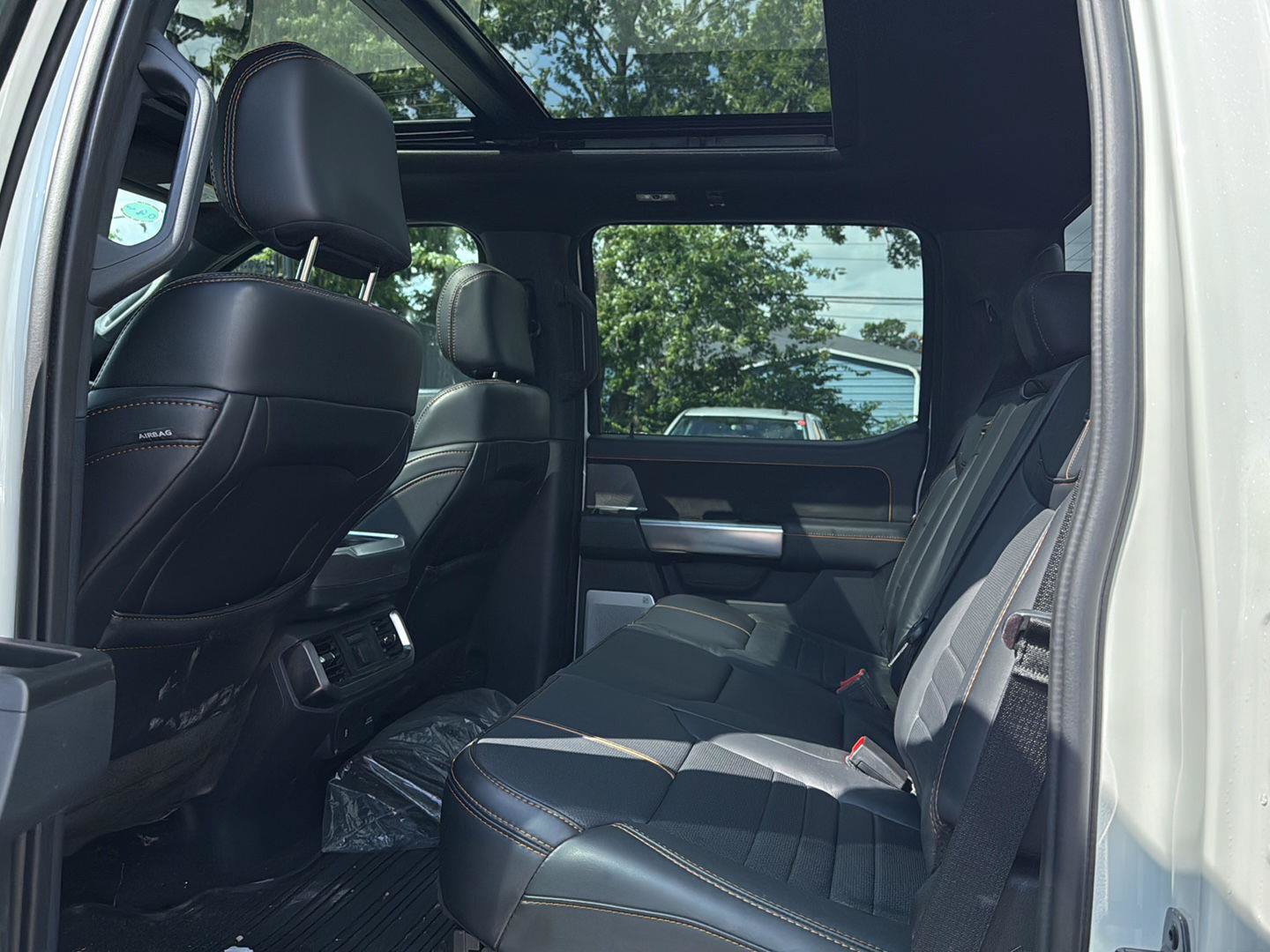 Used 2023 Ford F150 Platinum AWD/4WD image 10