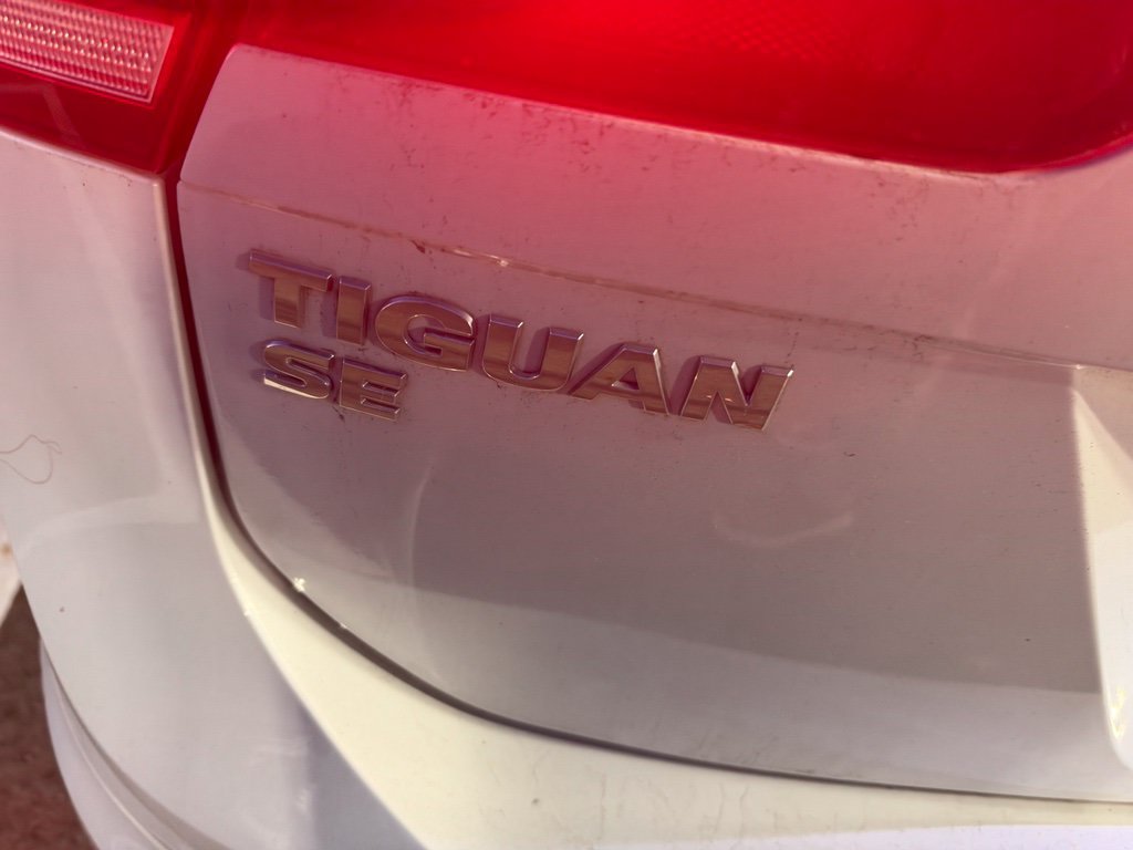 Used 2018 Volkswagen Tiguan SE AWD/4WD image 6