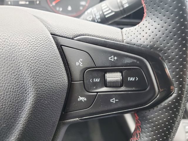 Certified 2024 Chevrolet Trax RS w/ Driver Confidence Package FWD image 22