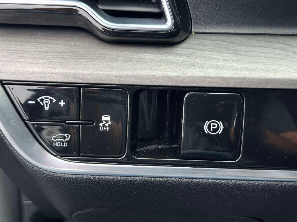 Certified 2023 Kia Sportage X-Line w/ X-Line Premium Package AWD/4WD image 23