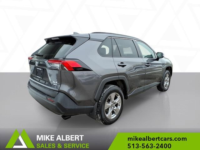 Used 2022 Toyota RAV4 XLE w/ Convenience Package image 7