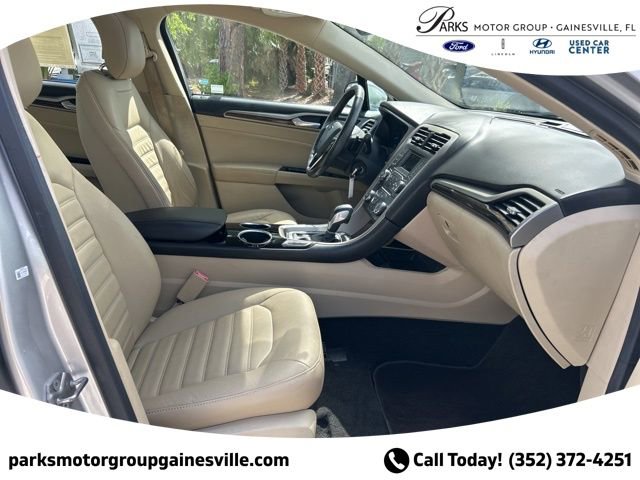 Used 2013 Ford Fusion SE FWD image 17