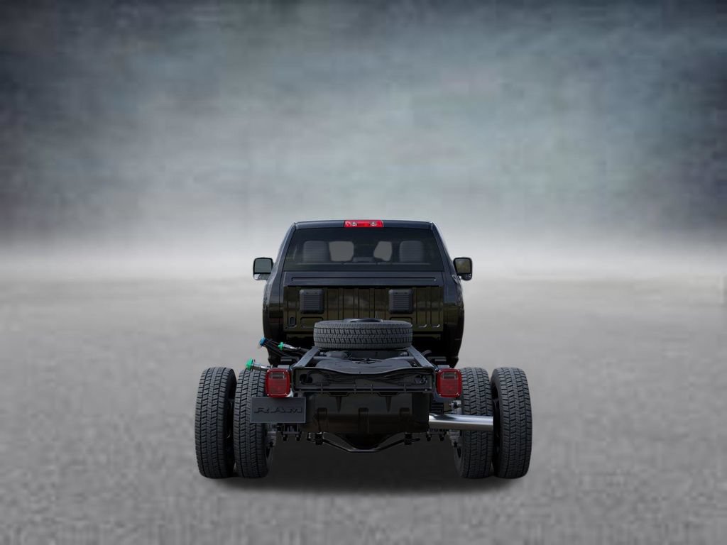 New 2026 RAM 5500 Tradesman AWD/4WD image 7